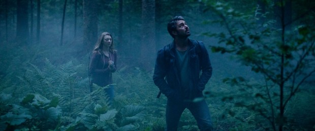 Natalie Dormer en Taylor Kinney in The Forest